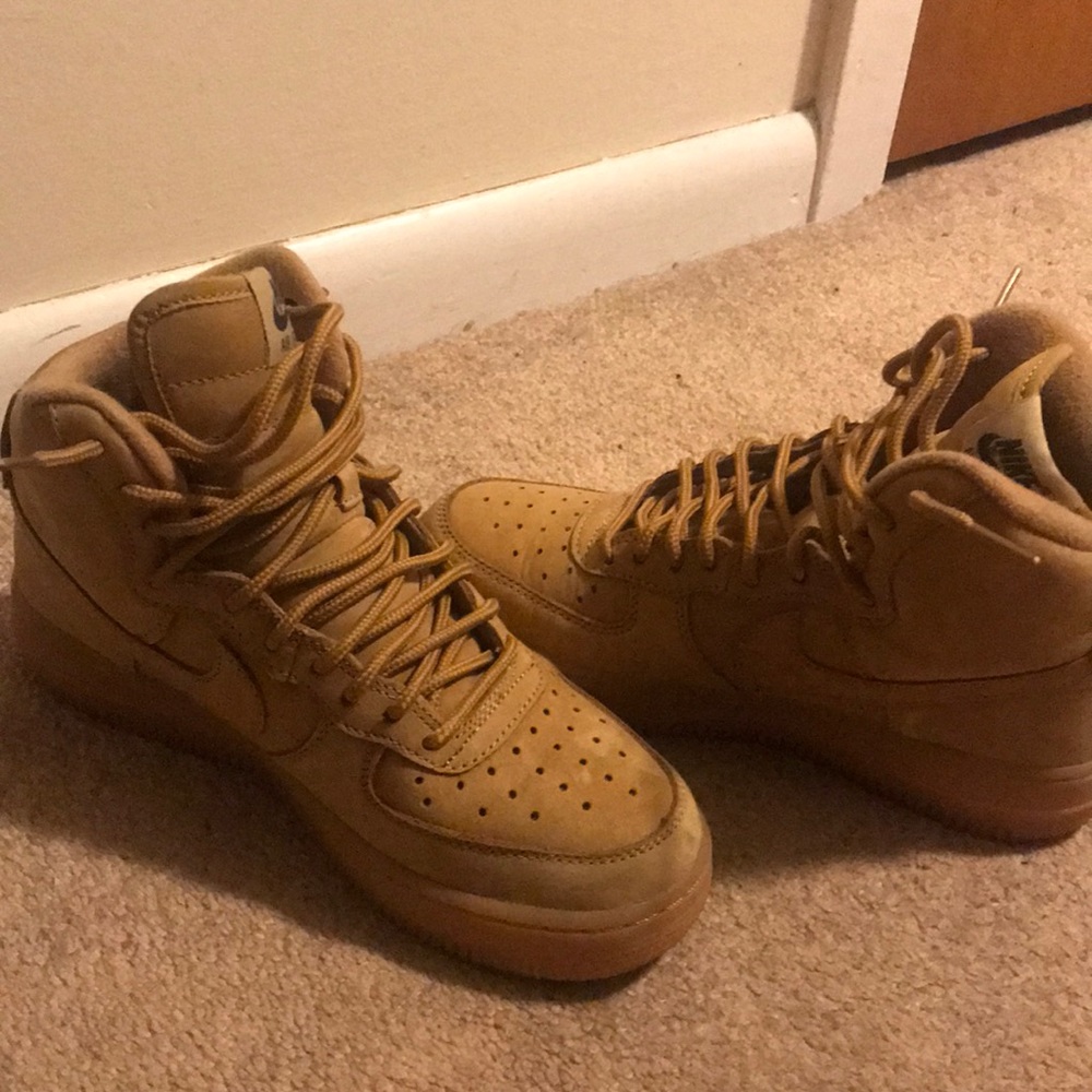 AF1 s
